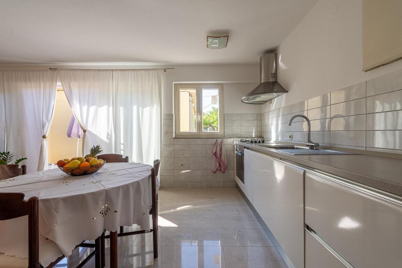 Apartment Brgacelj Kali Eksteriør billede