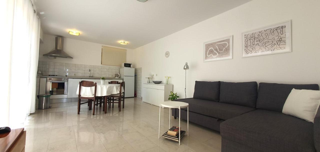 Apartment Brgacelj Kali Eksteriør billede