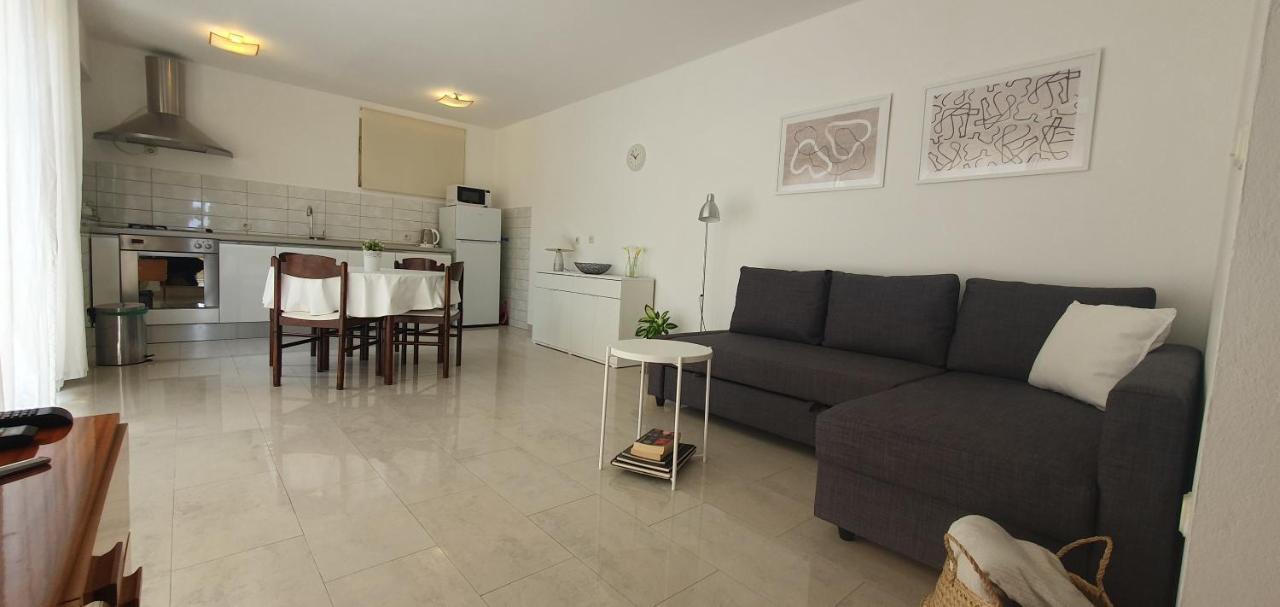 Apartment Brgacelj Kali Eksteriør billede